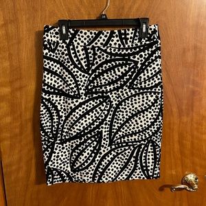 LAST CHANCE Ann Taylor Pencil Skirt